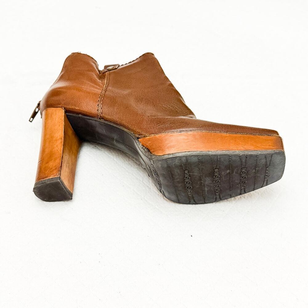 Stuart Weitzman Brown Square Toe Platform Leather… - image 6